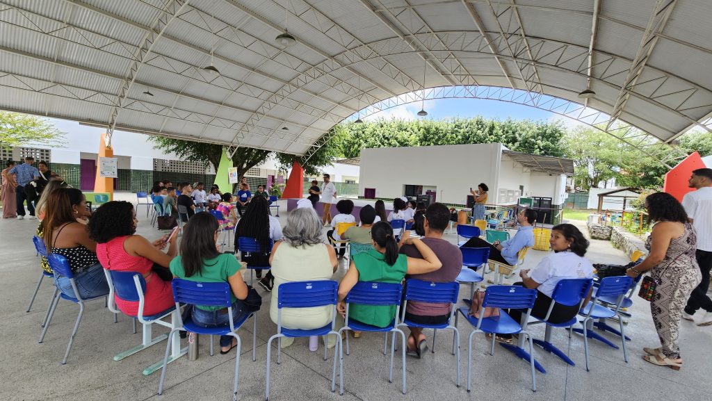 Seminário da APITO destaca os desafios de ser crianças e adolescentes em Camaçari